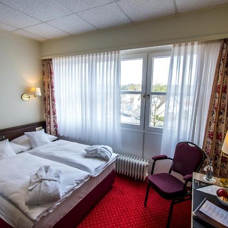 Sachsenwald Hotel Reinbek Quarto foto