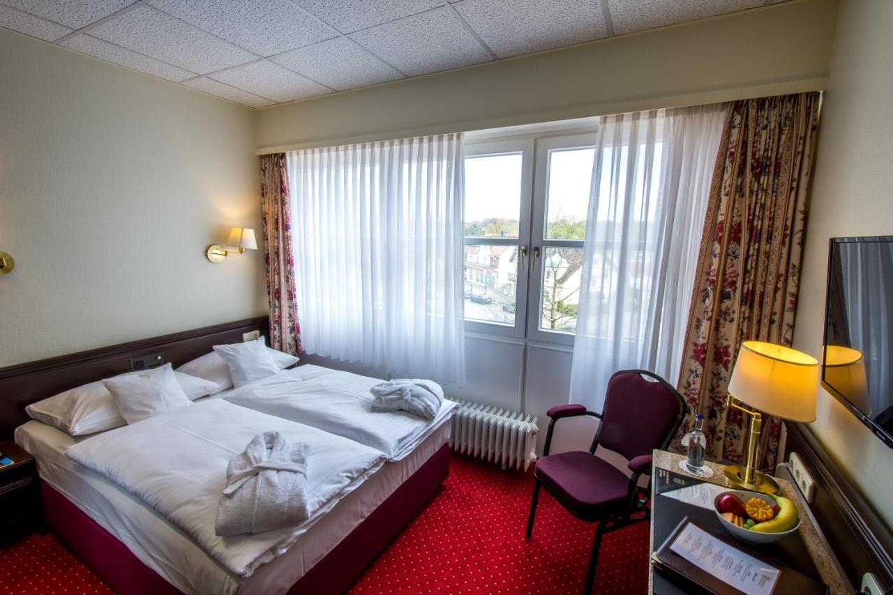 Sachsenwald Hotel Reinbek Quarto foto